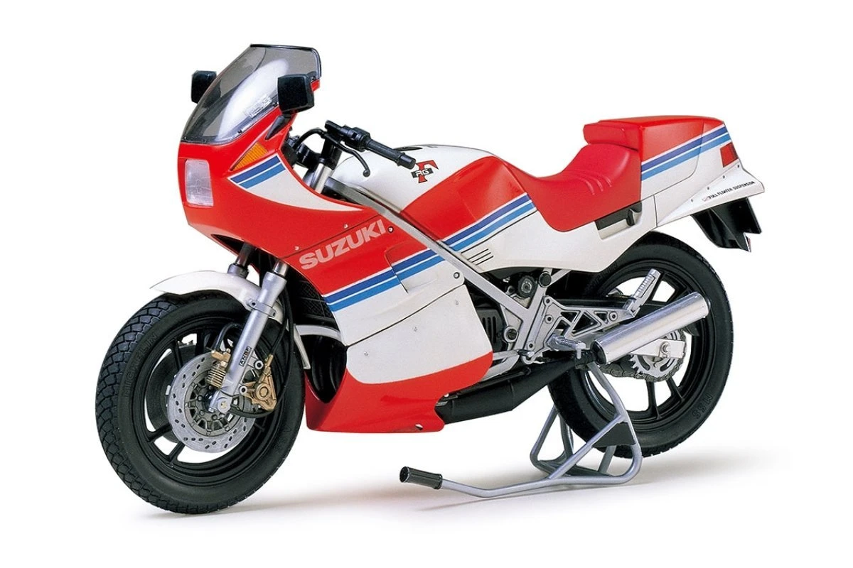 14029 | Tamiya 1/12 Suzuki RG250 W/ Full Options Motorcycle Plastic Model Kit 4 14029 | Tamiya 1/12 Suzuki RG250 W/ Full Options Motorcycle Plastic Model Kit - Image 2