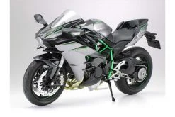 14136 | Tamiya 1/12 Kawasaki Ninja H2 Carbon Motorcycle Plastic Model Kit 11 14136 | Tamiya 1/12 Kawasaki Ninja H2 Carbon Motorcycle Plastic Model Kit -Tamiya Shop TAM 14136 02 1200x800 1