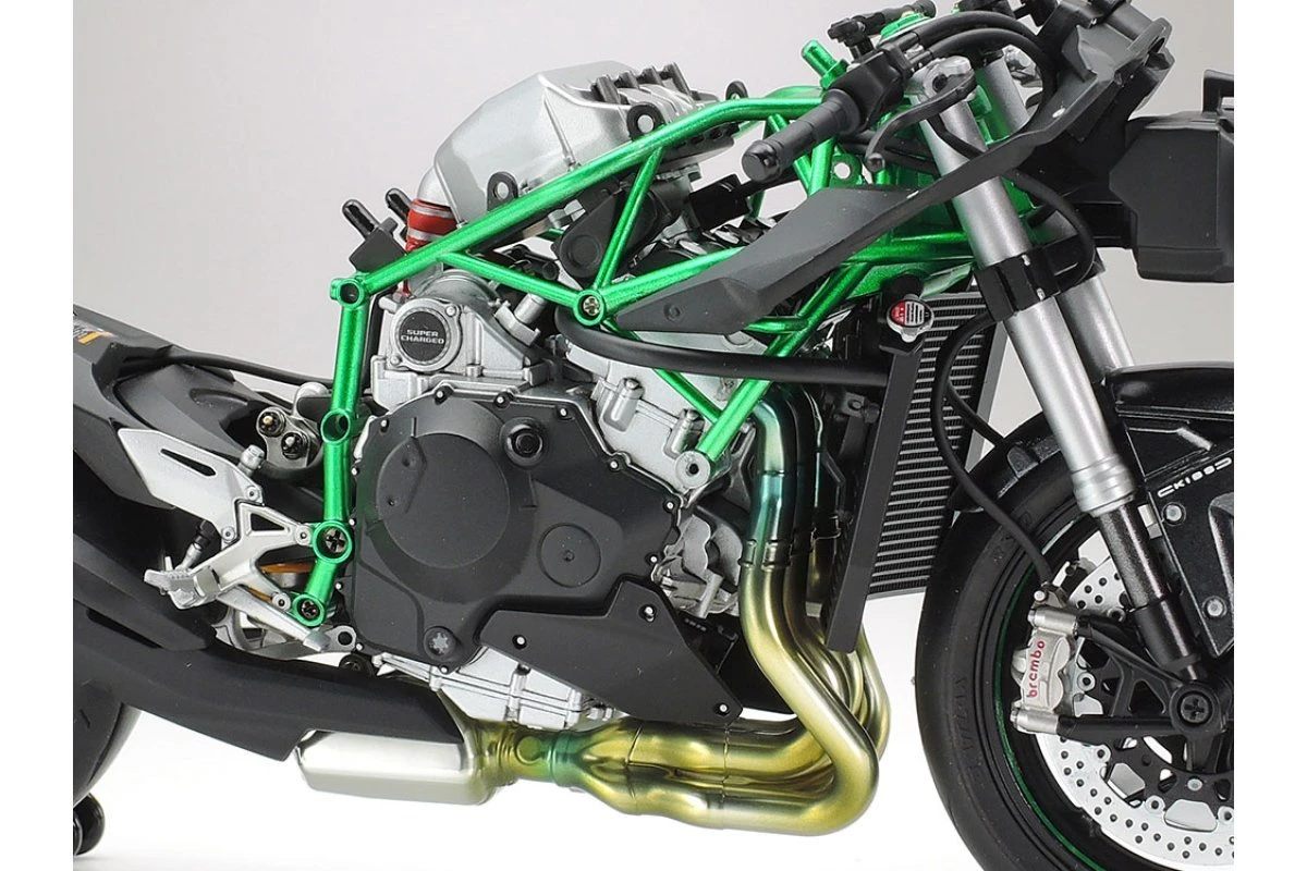 14136 | Tamiya 1/12 Kawasaki Ninja H2 Carbon Motorcycle Plastic Model Kit 8 14136 | Tamiya 1/12 Kawasaki Ninja H2 Carbon Motorcycle Plastic Model Kit - Image 6