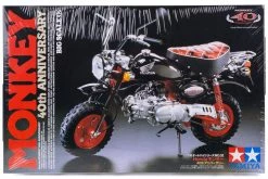 16032 | Tamiya 1/6 40th Anniversary Honda Monkey Motorcycle Plastic Model Kit