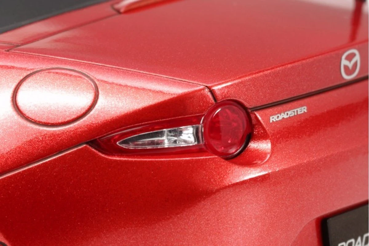 24342 | Tamiya 1/24 Mazda Roadster/MX-5 Scaled Plastic Model Kit 7 24342 | Tamiya 1/24 Mazda Roadster/MX-5 Scaled Plastic Model Kit - Image 5