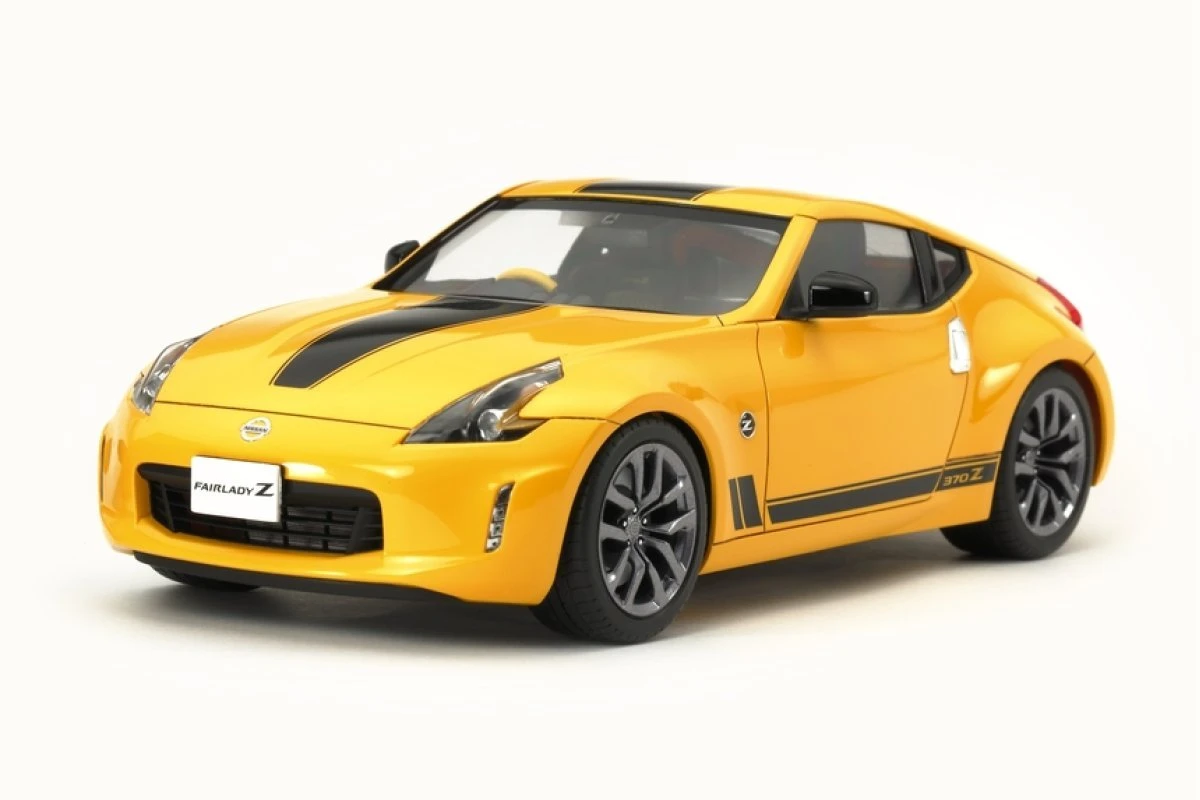 24348 | Tamiya 1/24 Nissan 370Z Heritage Edition Scaled Plastic Model Kit 3 24348 | Tamiya 1/24 Nissan 370Z Heritage Edition Scaled Plastic Model Kit