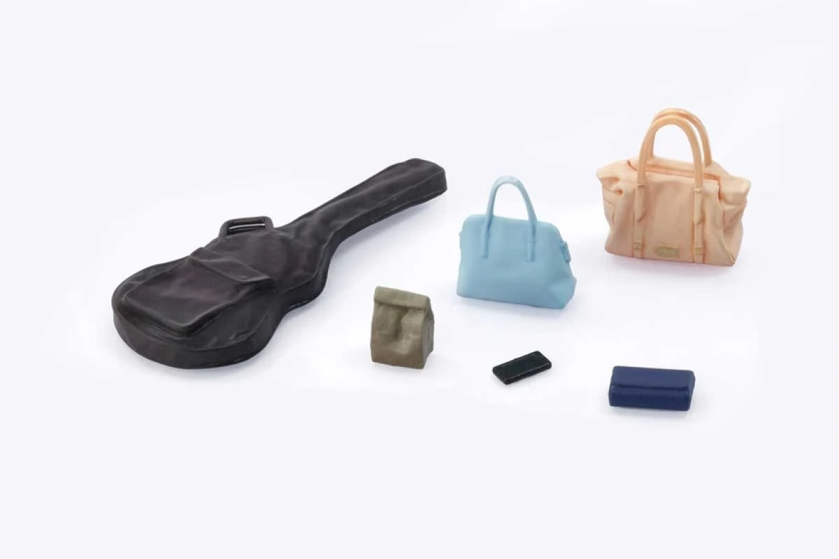 24356 | Tamiya 1/24 Campus Friends Set II Scaled Plastic Model Kit 4 24356 | Tamiya 1/24 Campus Friends Set II Scaled Plastic Model Kit - Image 2