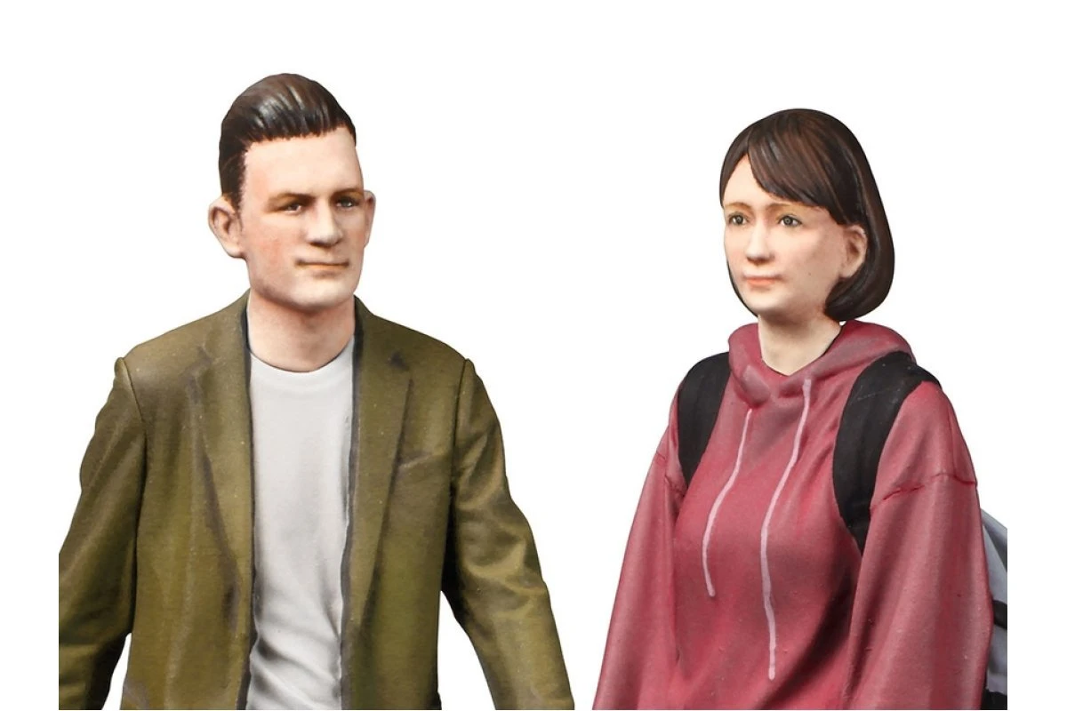 24356 | Tamiya 1/24 Campus Friends Set II Scaled Plastic Model Kit 8 24356 | Tamiya 1/24 Campus Friends Set II Scaled Plastic Model Kit - Image 6