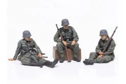 32602 | Tamiya 1/48 Military Miniature Series WWII German Infantry Scaled Plastic Model Kit -Tamiya Shop TAM 32602 02 1200x800 1