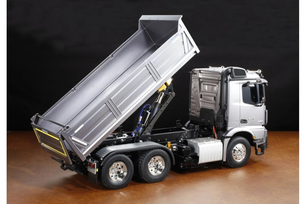 56357 | Tamiya 1/14 Mercedes Benz AROCS 3348 6x4 Tipper Scaled Truck Kit 5 56357 | Tamiya 1/14 Mercedes Benz AROCS 3348 6x4 Tipper Scaled Truck Kit - Image 3