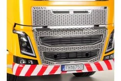 56362 | Tamiya 1/14 FH16 Volvo Globetrotter 8X4 Tow Truck -Tamiya Shop TAM 56362 02 1200x800 1