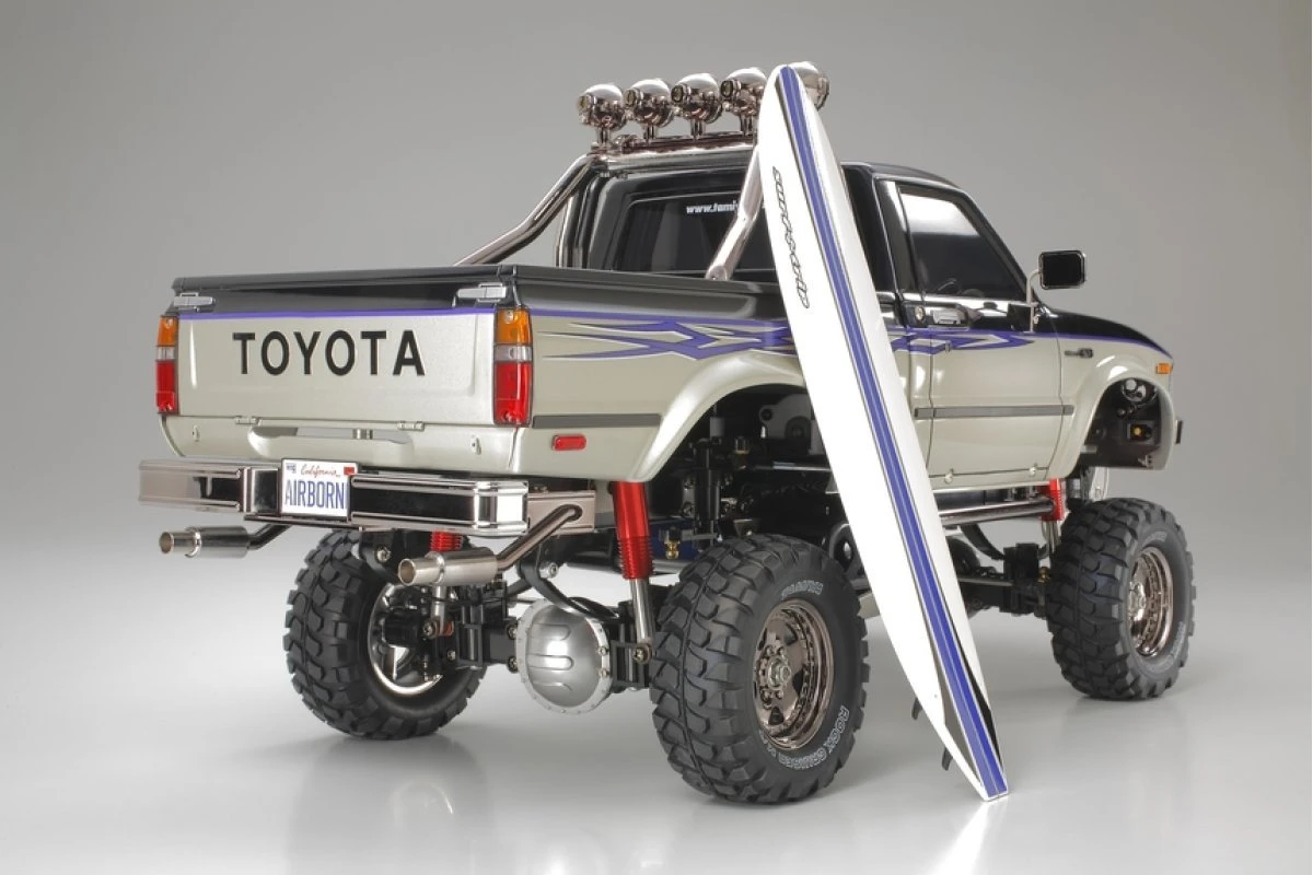 58397 | Tamiya 1/10 Toyota HiLux Highlift RC Rock Crawler 4 58397 | Tamiya 1/10 Toyota HiLux Highlift RC Rock Crawler - Image 2