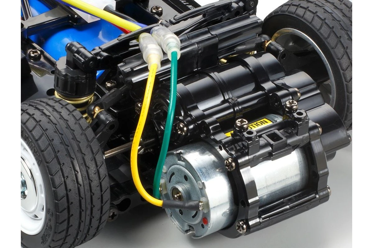 58668 | Tamiya 1/10 M-06 Volkswagen Type 2 T1 Electric On Road RC Car Kit 9 58668 | Tamiya 1/10 M-06 Volkswagen Type 2 T1 Electric On Road RC Car Kit - Image 7